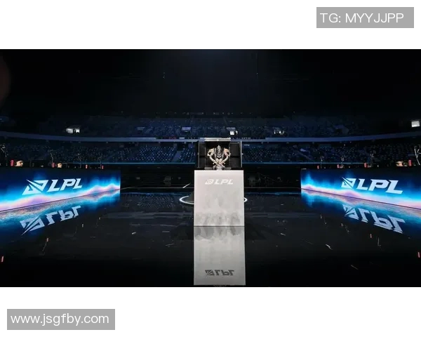 FPX逆袭之旅揭秘S15电竞总决赛Major赛精彩瞬间回顾与分析